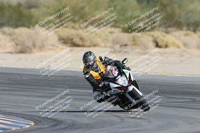 media/Nov-16-2025-Race Pace (Sun) [[8c5fa54630]]/Non Verified Riders (1st 20 Minutes)/2-Turn 10 (1010am)/